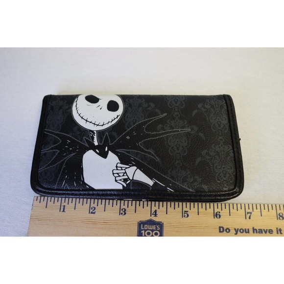 The Nightmare Before Christmas Wallet Button Closure Credit Card Holder Box F - Picture 1 of 5